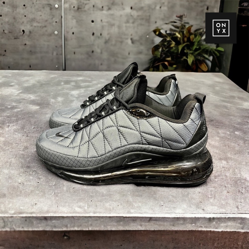 Nike Air Max 720 • Gray