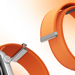Ремешок оранжевого цвета с магнитной фиксацией для смарт часов Apple Watch размером 38, 40, 41 и 42MM, серия Strap (YM Series) от Dux Ducis