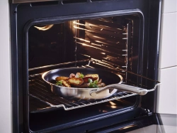 KitchenAid - Набор из 2-х многослойных сковород 24+28см. / артикул   CC006066-001  / GTIN 4894871004856