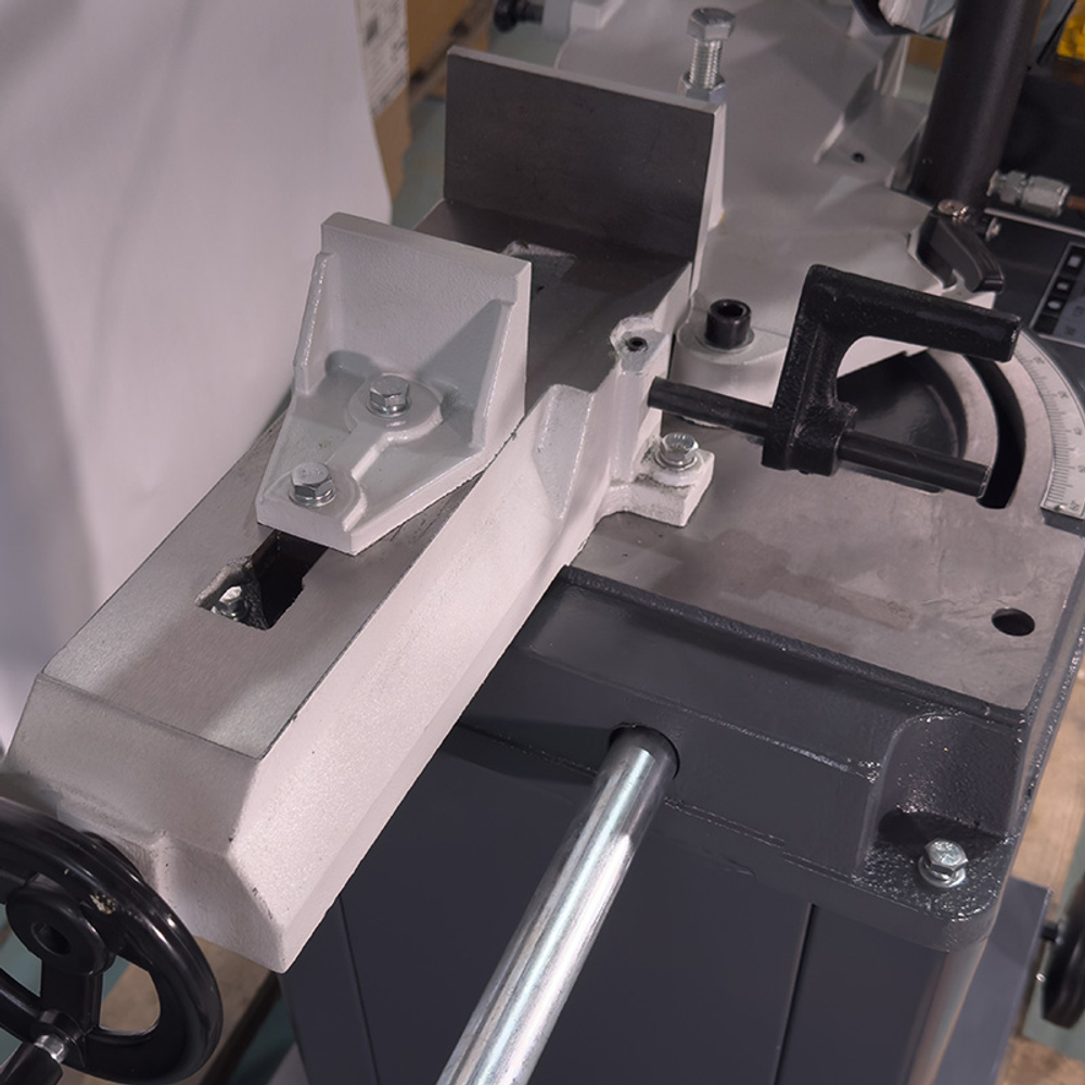 PROMA PPK-115UH ленточнопильный станок + ПОДСТАВКА