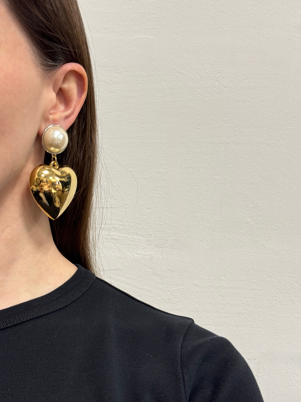 Массивные клипсы с подвесками в виде сердец Givenchy