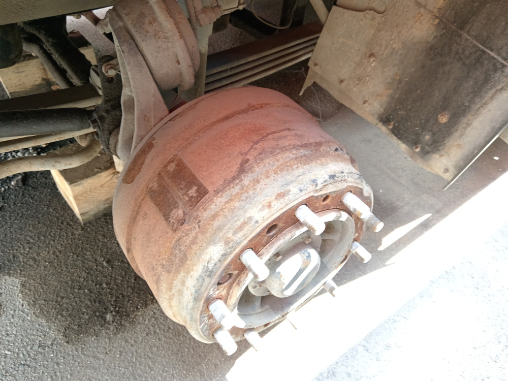 МАЗ 6501* 6x4 Самосвал 650128-8520-000 (Дизельный, 11,6 л, 423 л.с., МТ)