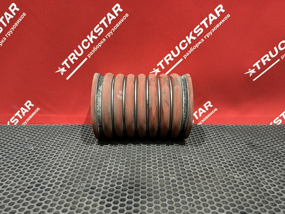 Патрубок интеркулера