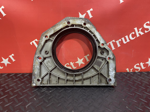 Крышка плиты двигателя 2016г.