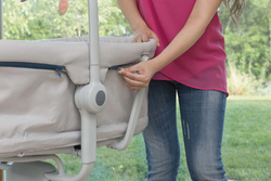 Детская кроватка-стульчик Chicco Baby Hug 4 в 1 90396 Aquarelle