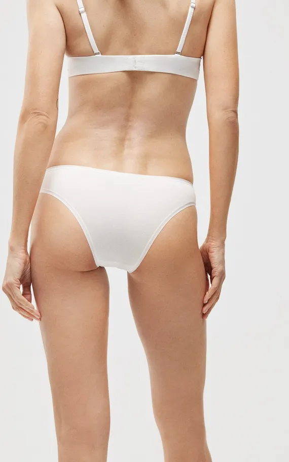 19400 Трусы бразильяно 2 шт. в упаковке