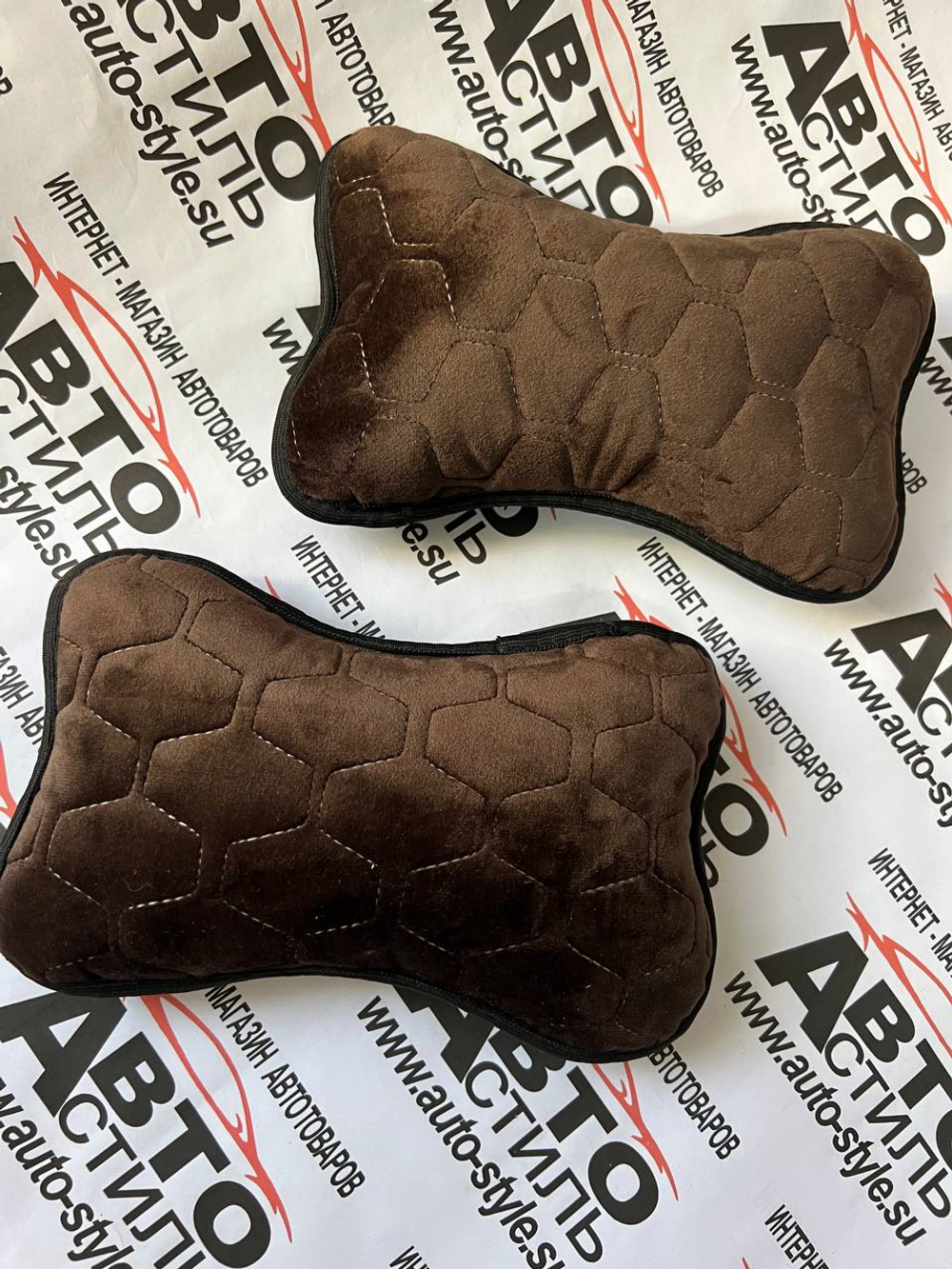 Подушки на подголовник ВЕЛЮР пара 21*13 Сота - коричневый, шов коричневый