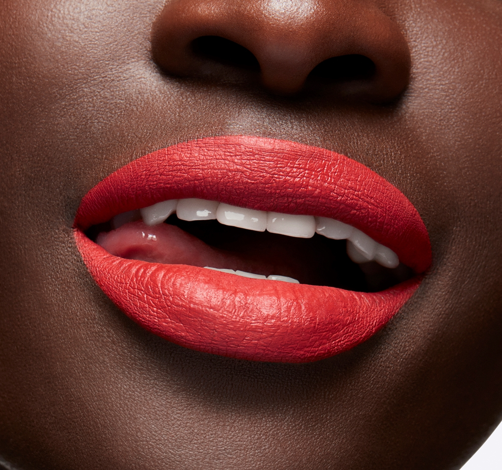 MAC Cosmetics Locked Kiss Ink 24HR Lipcolour - Долговременная матовая помадка в жидкой форме оттенок Extra Chili, 4 ml