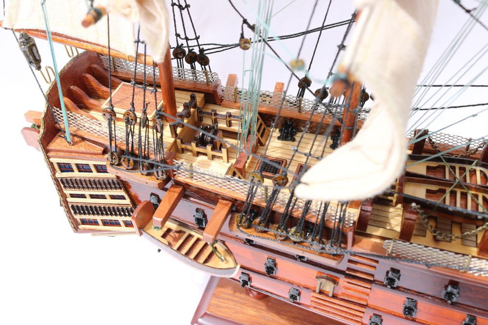 Van Der Heijden Модель парусника HMS Victory, Англия