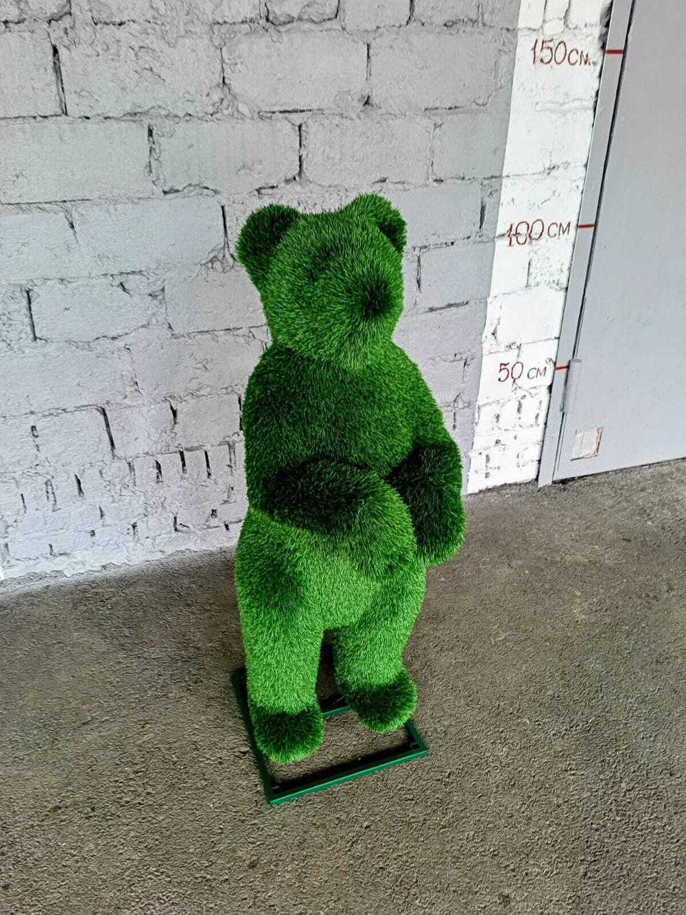 Мишка стоячий на 2х лапах