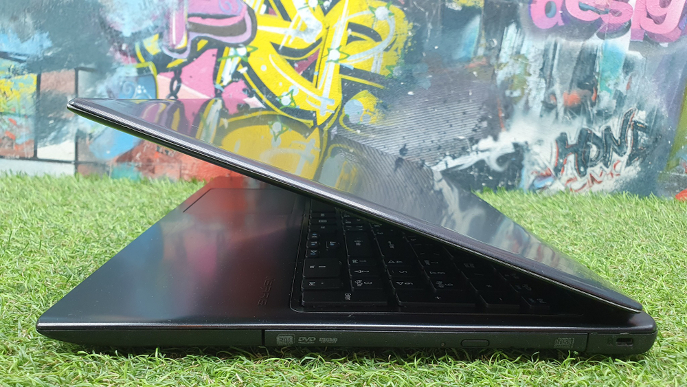 Ноутбук Acer Celeron/4 Gb/SSD 128 Gb