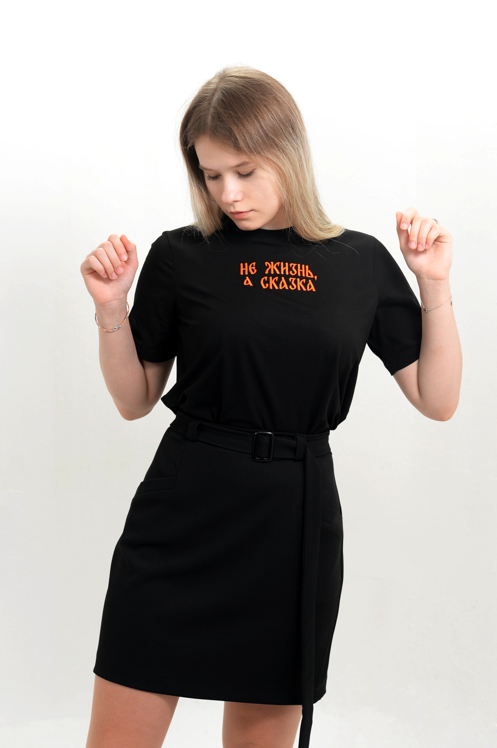 Футболка женская с вышивкой