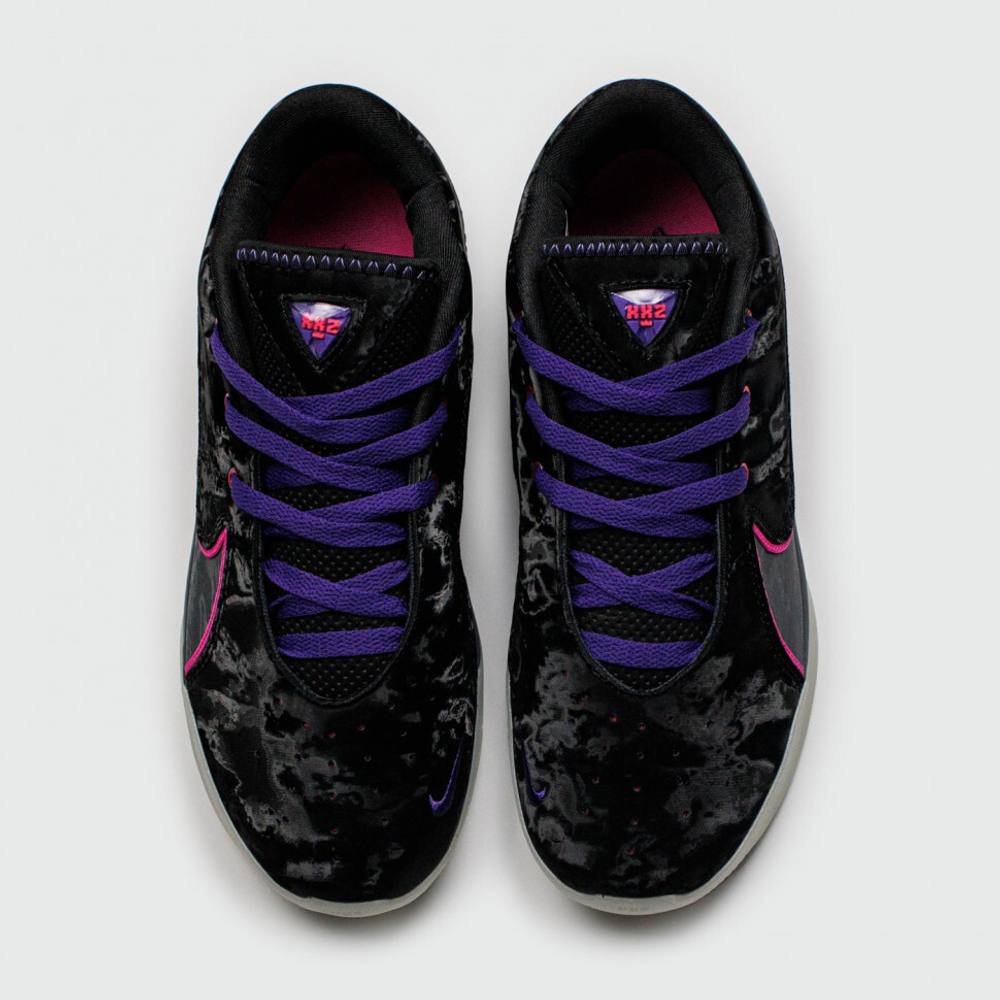кроссовки Nike LeBron 22 BlackLight
