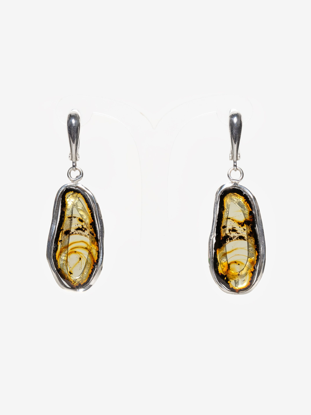 Уникальный комплект из серебра с цельным Калининградским янтарем, серебро 925 пробы