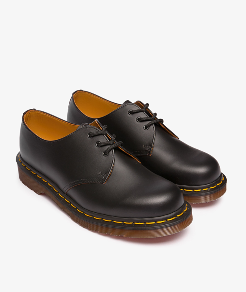 Dr. Martens | 3 Eye Shoes