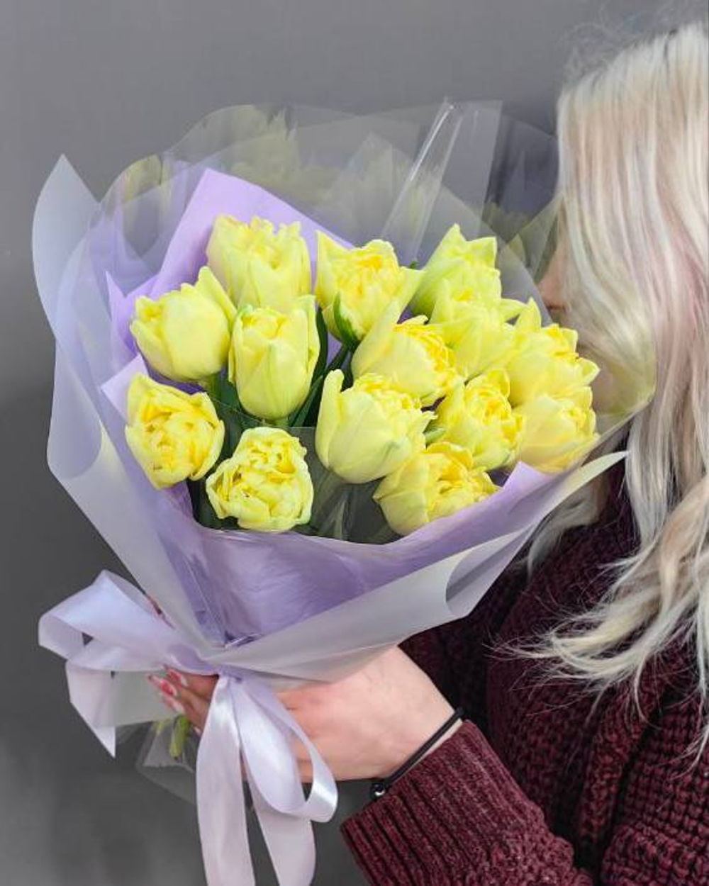 Букет из 15 пионовидных тюльпанов