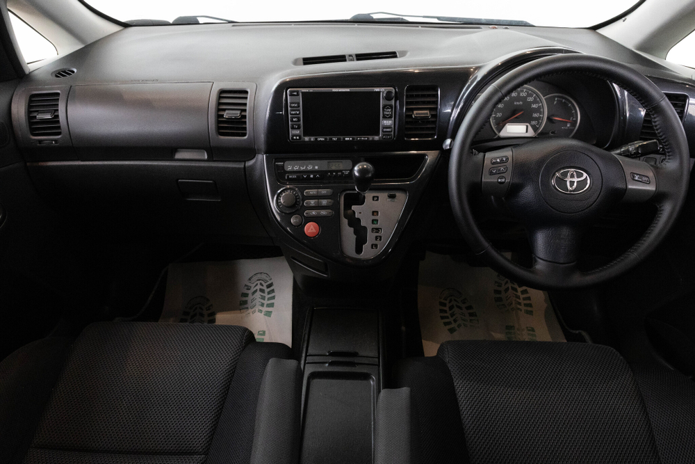 Toyota Wish, 2006 год