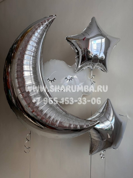 Нежный месяц