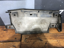 Пыльник бампера задний левый RAV4 IV (XA40) 15-19 Б/У Оригинал 5872442020