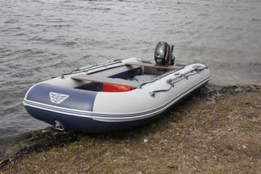Лодка ПВХ ФЛАГМАН 400 U