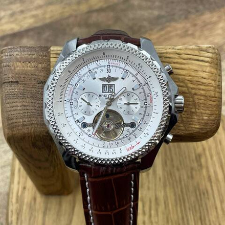 Часы Breitling