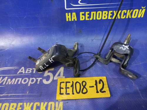 Петля двери задней левой TOYOTA COROLLA 1993