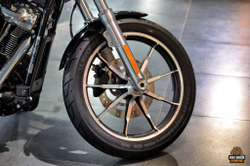 Harley-Davidson Softail  Low Rider 2020 black