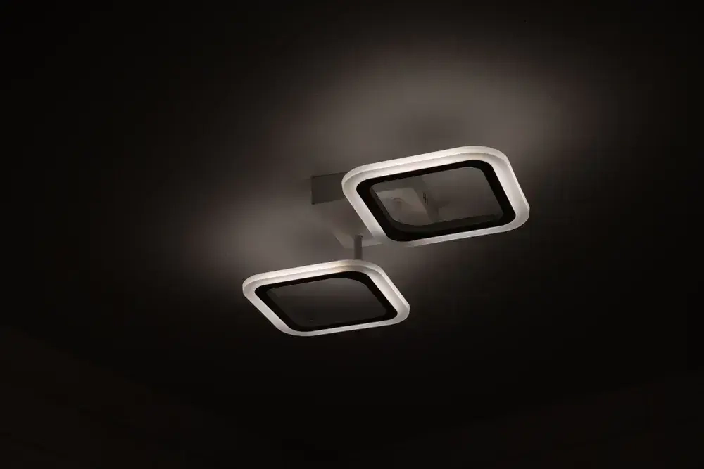 Люстра потолочная светодиодная Estero 39205-2sm, цвет белый. Люстра с пультом управления, освещение до 9 кв.м, мощность 32 Вт. Светильник потолочный