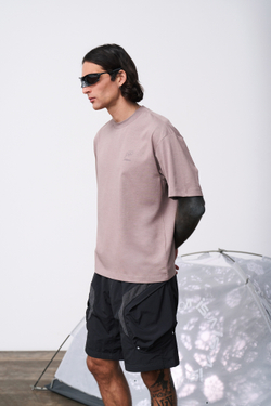 Футболка Blue Monte T-Shirt with Frog, Hand, Tree, and Stone Print "Yunzhi Brown"
