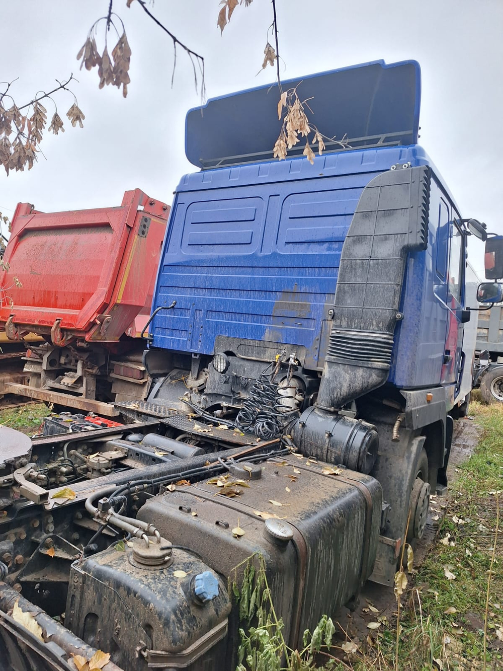 МАЗ 5440 4x2 Седельный тягач 5440С5-8580-031 (Дизельный, 6,7 л, 328 л.с., МТ)
