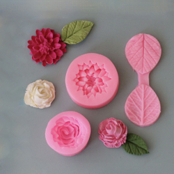 Молды силиконовые в наборе 3 шт "Коллекция 3. Хризантема, дикая роза и листик " разноцветные / Формы для цветов из мыла, воска, эпоксидной смолы и гипса