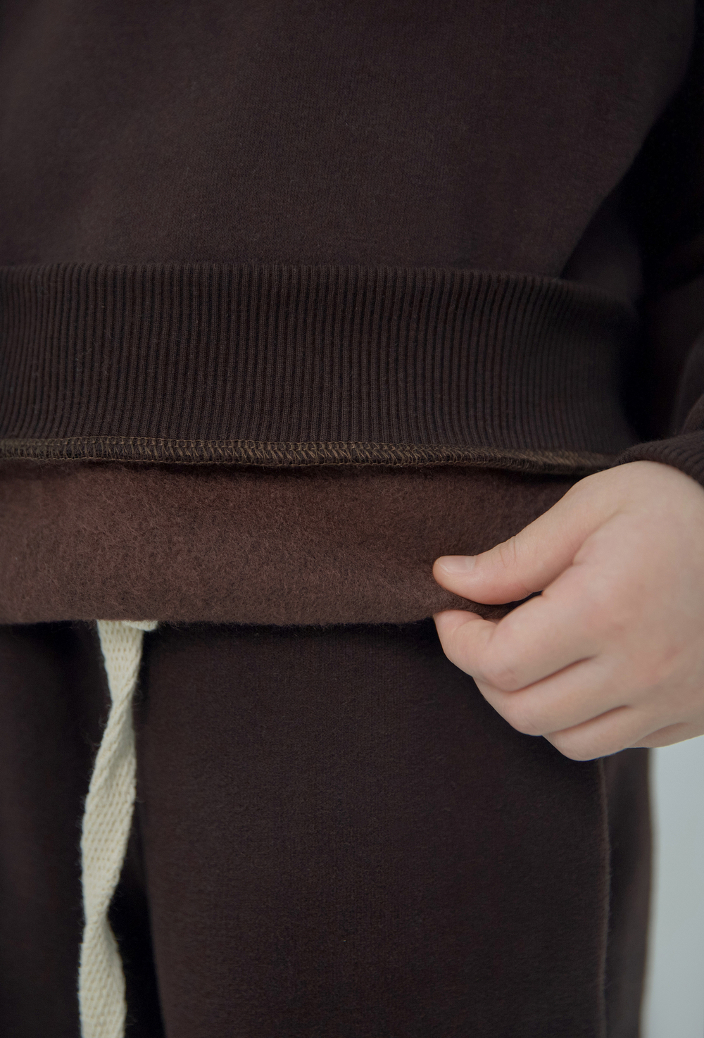 Свитшот с начёсом в стиле oversize Шоколад