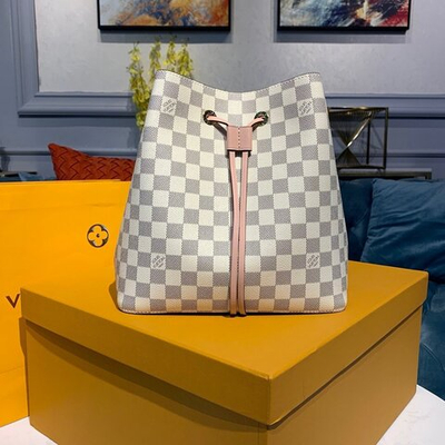 Louis Vuitton NeoNoe MM