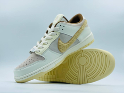 Кроссовки женские Nike Dunk Low Year of the Rabbit Release Details