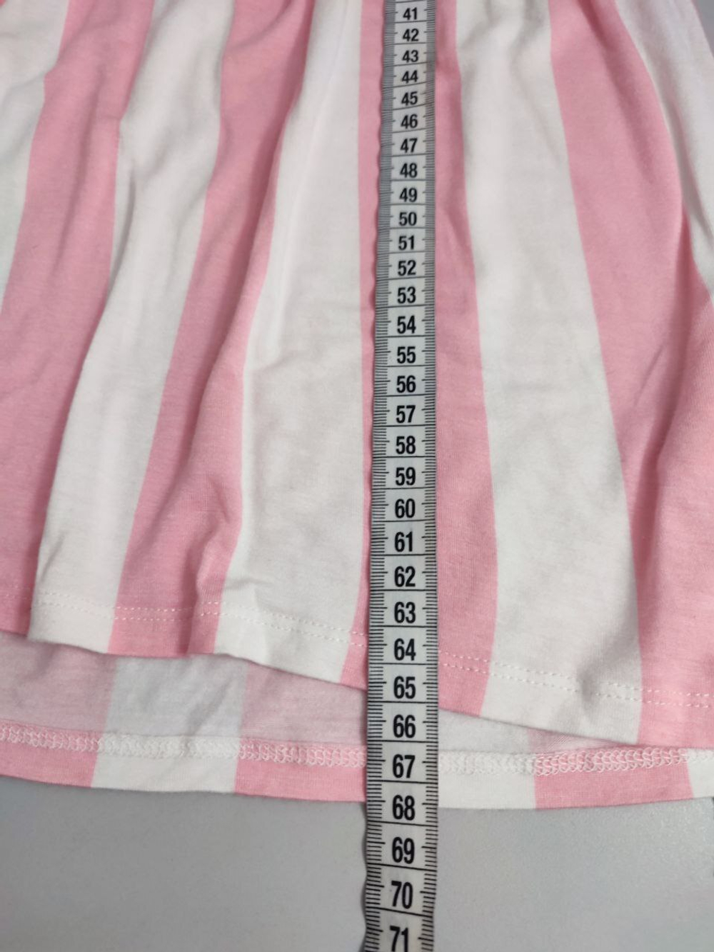 Платье H&M красивое на 4-6 лет