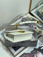 Christian Dior 30 Montaigne East-West Bag with Chain