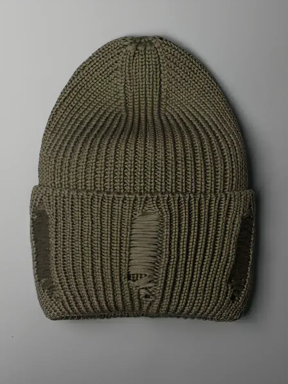 Шапка женская на осень рваная