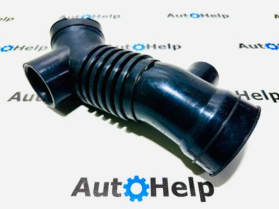 Патрубок воздушного фильтра 17881-17080 Toyota Land Cruiser HZJ105 1HZ