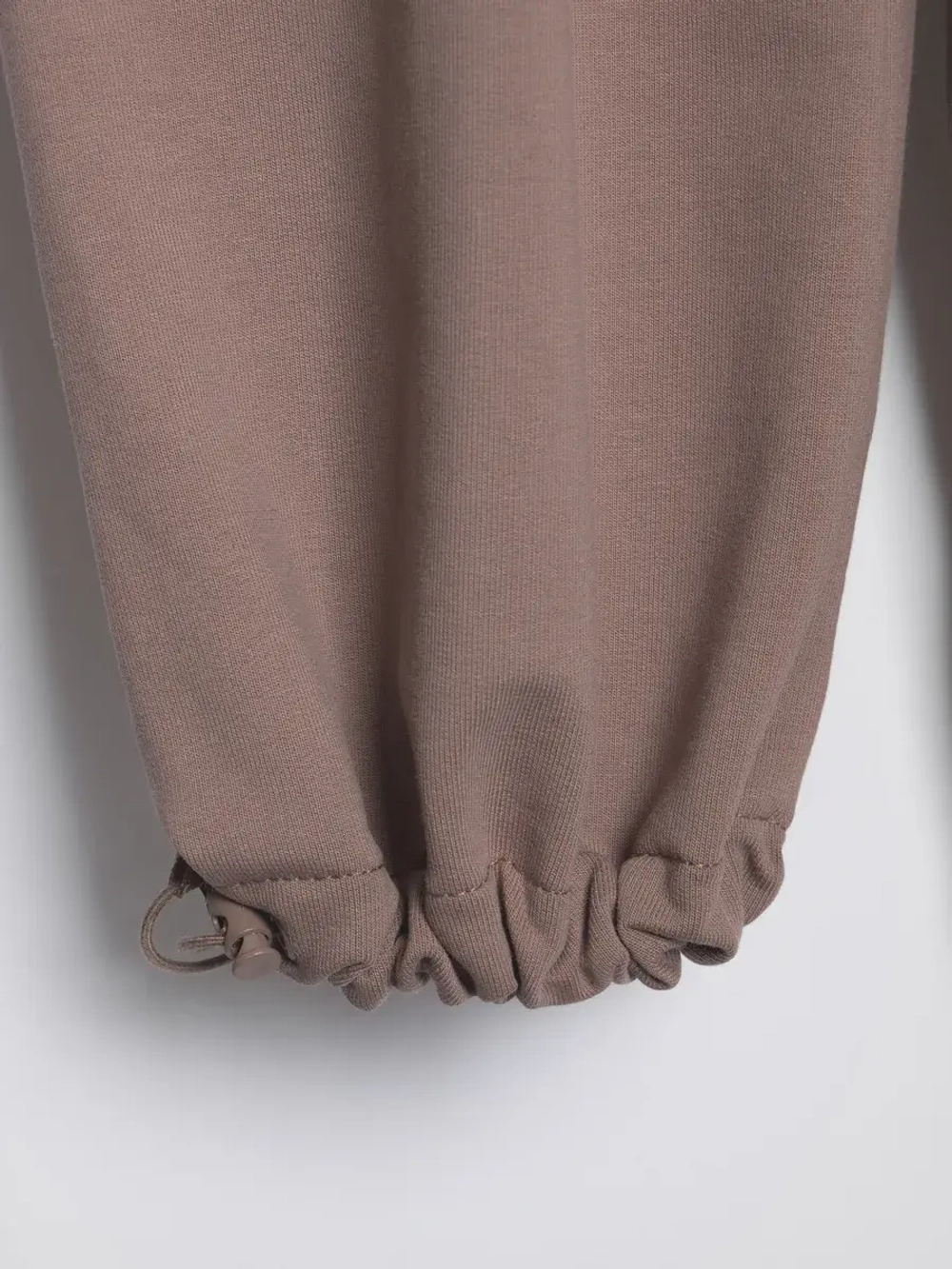 Спортивный костюм для девочки в школу