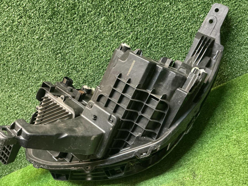 Фара правая Chery Tiggo 9 (2024-н.в.) LED