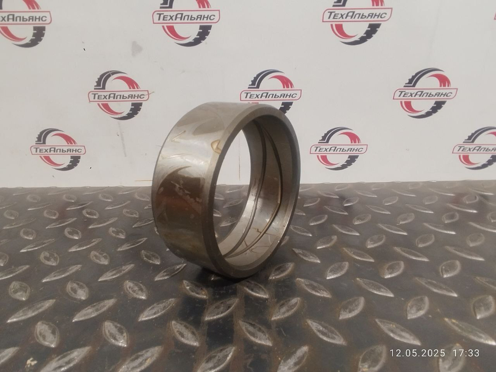 Втулка 4355875