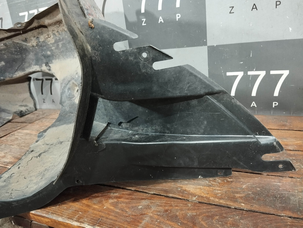 Подкрылок передний правый Volkswagen Polo 6 20-нв Б/У Оригинал 6N5805912