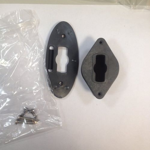 KVM1190A UNOX ОТВЕТНАЯ ЧАСТЬ ПРАВАЯ CHEFTOP/BAKERTOP || CHEFTOP/BAKERTOP DOOR RIGHT LATCH KIT