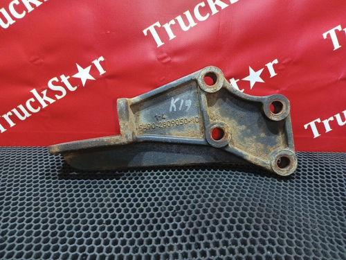 Кронштейн усилителя бампера 2018г