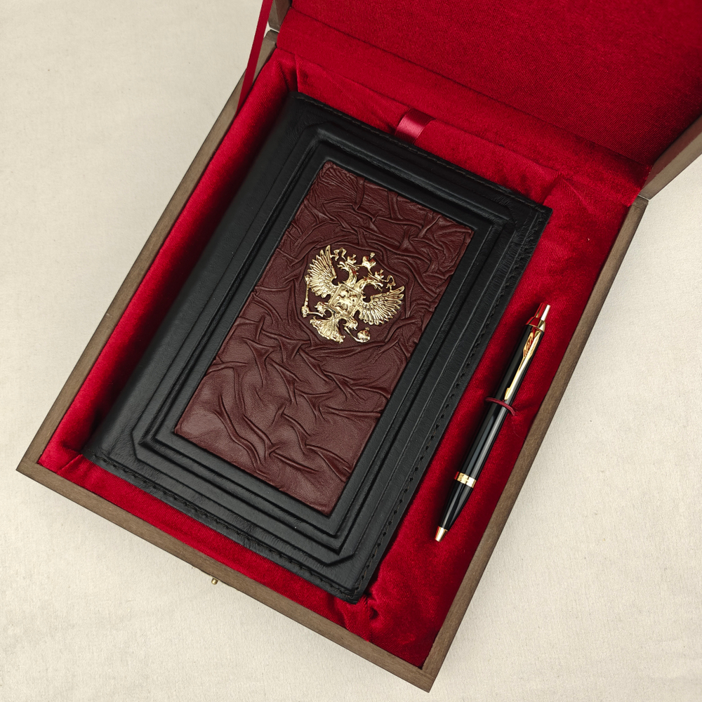 Набор "Ежедневник "Герб РФ" (триколор) из натуральной кожи со съемной обложкой и ручкой"