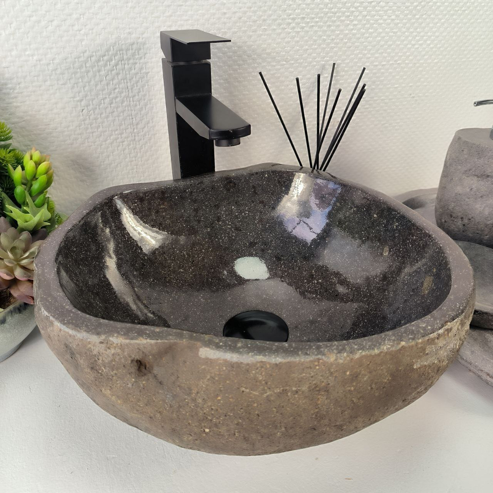 Раковина из речного камня RS-64885 37*33*15 0855