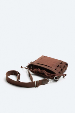 ZARA ПЛЕТЕНАЯ ХОЛЩОВАЯ СУМКА, ЧЕРЕПИЧНЫЙ