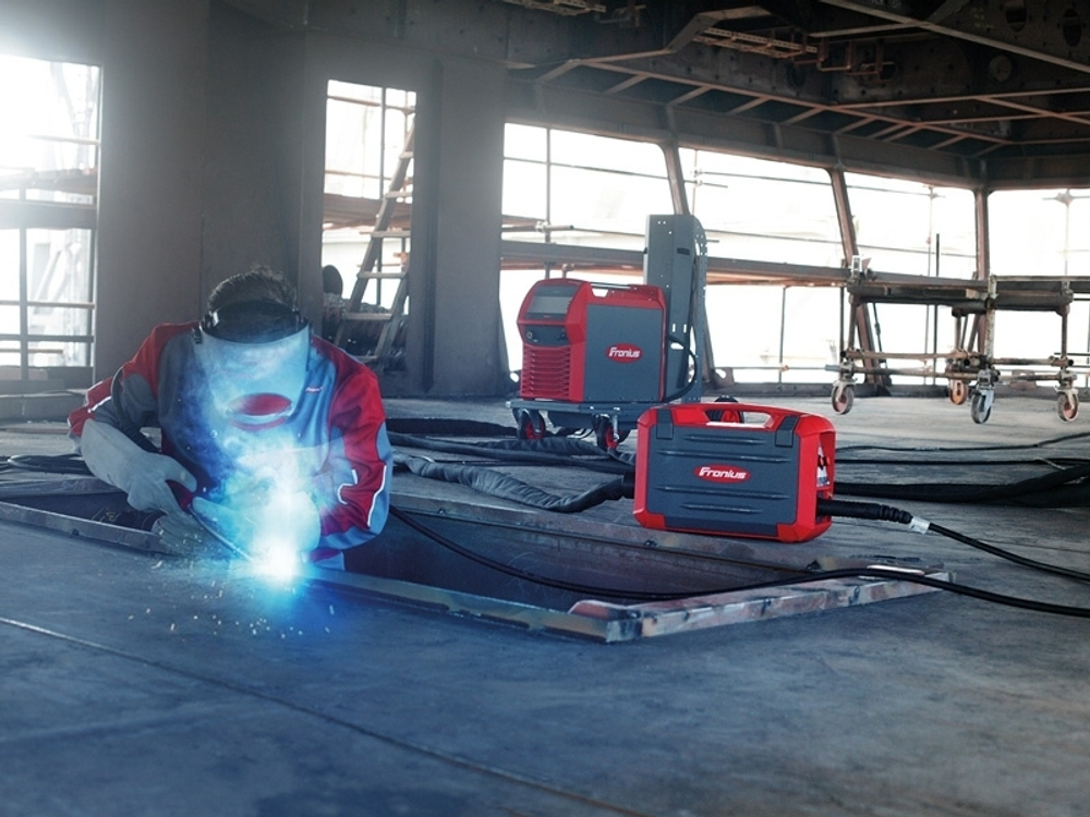 Подающий механизм VR 5000 Case 4R/G/FSC Synergic (4,049,021) в комплекте с опциями