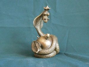 Подарки с символом года  - Змея