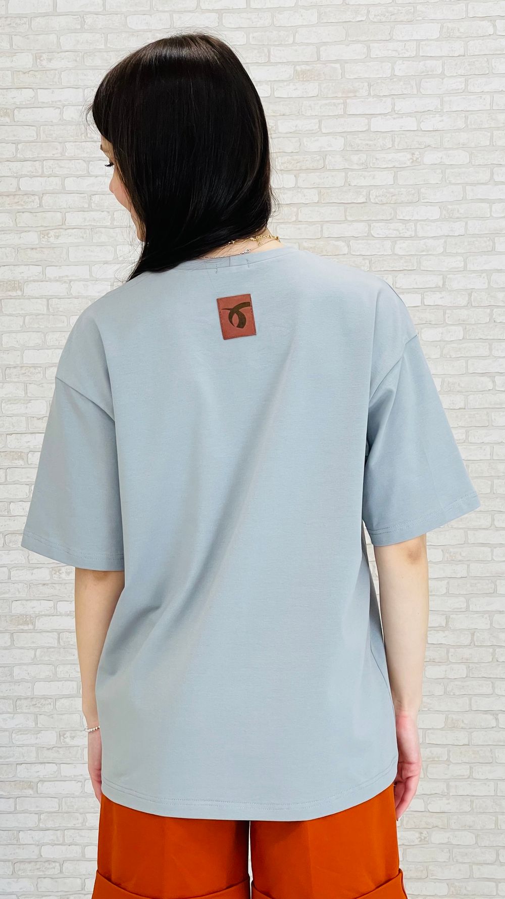 Базовая футболка в стиле oversize